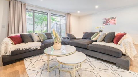 Rousehill 4Br House Close To Train&Shopping&Parks - Accommodation NSW 2