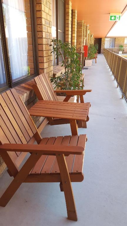 Royal Palms Motor Inn - Accommodation NSW 3