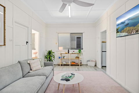 Sage Cottage! CBD Perfection! - Accommodation NSW 0