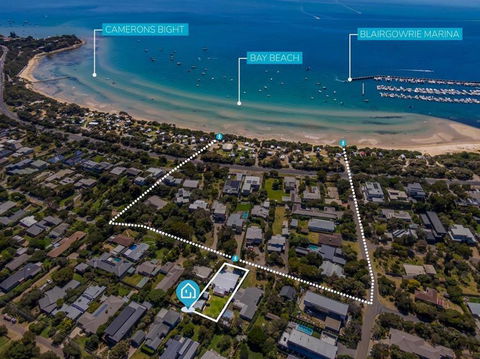 Salt Air Beach Retreat - 280m Walk To Foreshore, Check Out 5pm Sunday! - Accommodation NSW 1