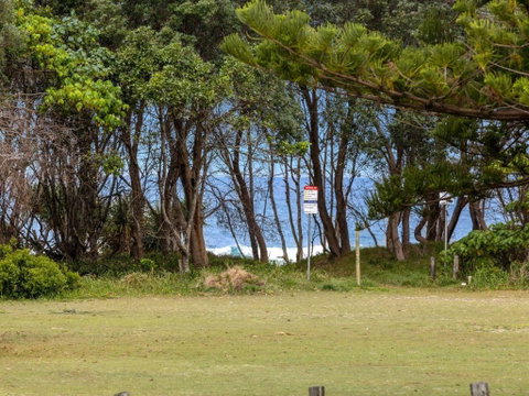 Salty Kisses On Marine Parade - Accommodation NSW 1