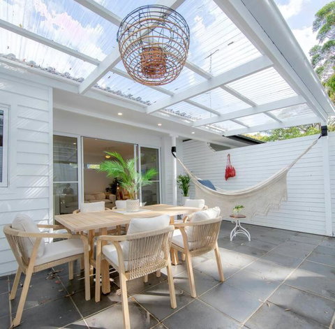 SALTY SNOOZE - Your Coastal Holiday House - Accommodation NSW 0