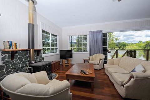 Samford Lakes - Accommodation NSW 0