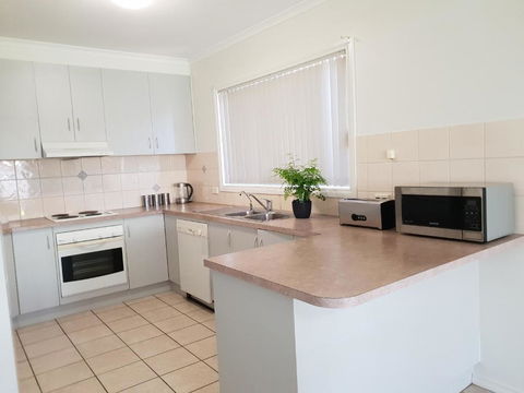 SAN Mateo - Accommodation NSW 3