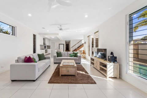 Sand And Sea Beach House - Accommodation NSW 1
