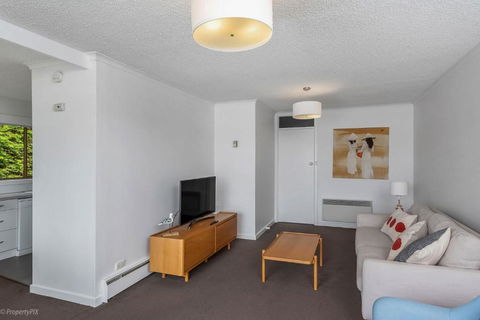 Sandy Bay Waterfront - Accommodation NSW 3
