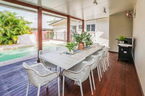 Sandy Burrows - Accommodation NSW 0