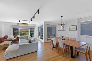 Sandy Cove Apartment The Entrance 8 with Accommodation NSW