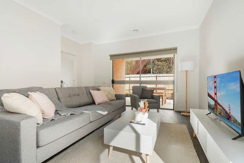 Spacious & Accessibly Friendly 3BR Home In Darley - Accommodation NSW 0