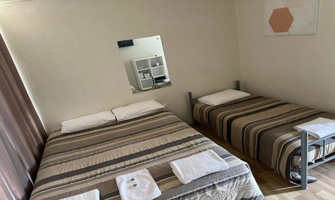 St George Hotel Motel - Accommodation NSW 1