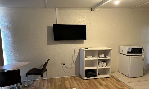 St George Hotel Motel - Accommodation NSW 3