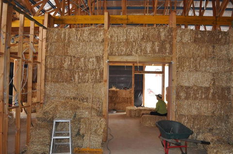 Strawbale House Bacchus Marsh - Accommodation NSW 1