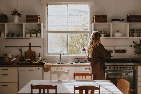 Thagg Haus - Charming Miners Cottage In Wonthaggi - Accommodation NSW 2