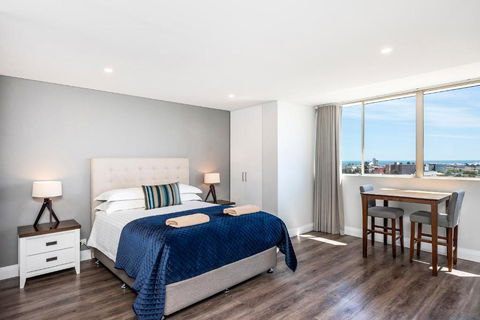 The Allegra - 180 Degree Ocean And City Views - Accommodation NSW 0