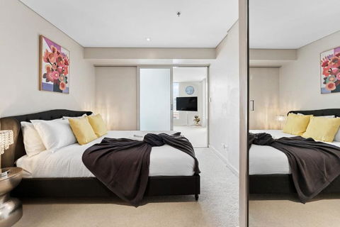 The Amazing City Escape - 1BR Wi-Fi CBD City View - Accommodation NSW 3