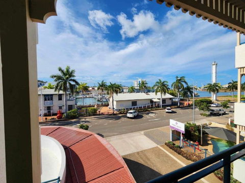 The Anchorage Escape Studio - Steps Away From City, Ferry And Stadium - Accommodation NSW 1