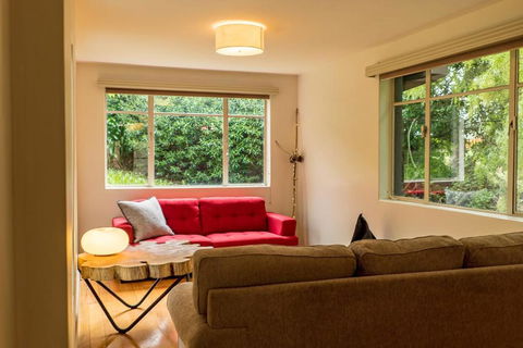 The Augusta - Minutes To Vibrant North Hobart - Accommodation NSW 1