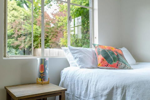 The Augusta - Minutes To Vibrant North Hobart - Accommodation NSW 0
