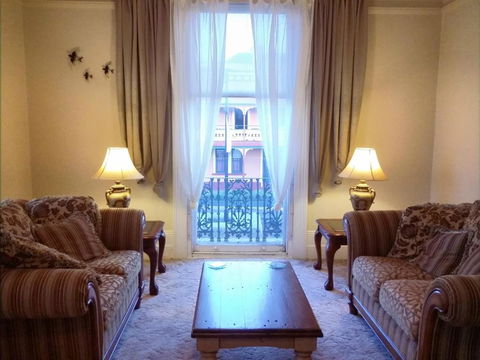 The Bank Guesthouse Glen Innes - Accommodation NSW 3