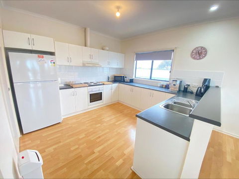 The Beach House - Accommodation NSW 1