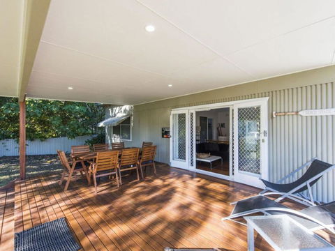 The Beach Shack On Spenser - Accommodation NSW 3
