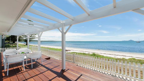 The Beach Shack On Wanda - Waterfront Coastal Chic - Accommodation NSW 0