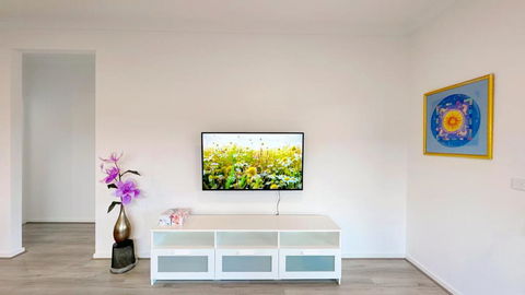 The Grove Townhouse By GoodLive - Accommodation NSW 2