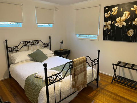 The Delightful Tee House - Kilmore - Accommodation NSW 0