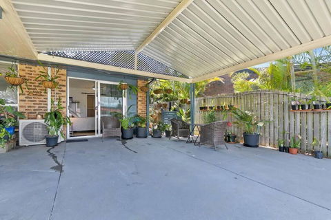 The Brick Batch - Holiday Unit! - Accommodation NSW 3