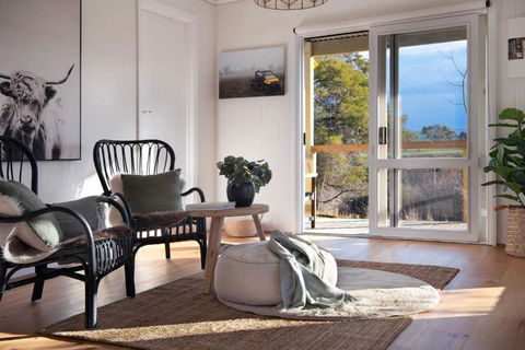 The Cottage At Lake Werona - Accommodation NSW 3