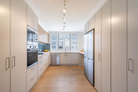 The Dunes 17 38 Marine Drive Fabulous Unit With Pool Tennis Court - Accommodation NSW 2