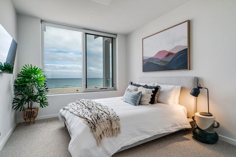 The Esplanade - Luxuriously Styled New 3 Bed Apt - Accommodation NSW 3