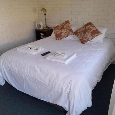 The Frontier Motel - Accommodation NSW 1