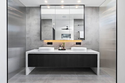 Beachside Lane - On The Beach, Water Views - Accommodation NSW 1