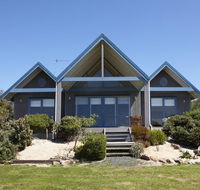 Bear Gully Coastal Cottages - Accommodation NSW