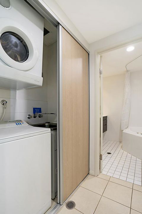 Beau Monde Apartments Newcastle - Boulevard Apartments - Accommodation NSW 3