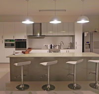 Beautifully Appointed Large Family Home - Accommodation NSW