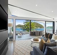 Beauty on Booker Bay - Accommodation NSW