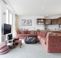 Beehive 14 - Accommodation NSW