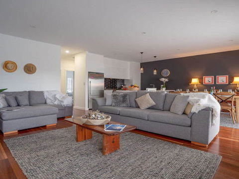 Bella K - Style, Comfort And Location - Accommodation NSW 1