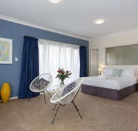 Bella Vista Townhouse with Views - Accommodation NSW