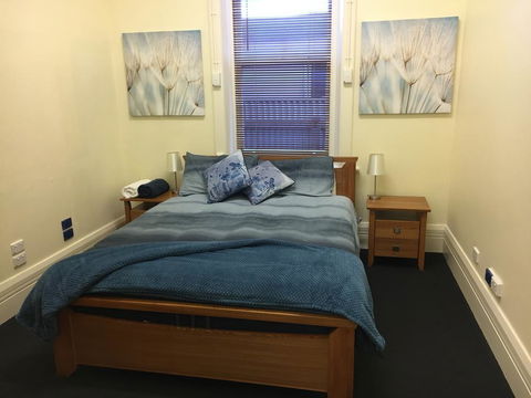 BELMONT 11 Bedroom Home In The Heart Of Victor Harbor - Accommodation NSW 2