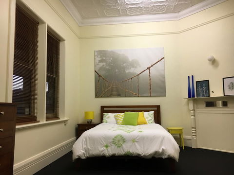 BELMONT 11 Bedroom Home In The Heart Of Victor Harbor - Accommodation NSW 0