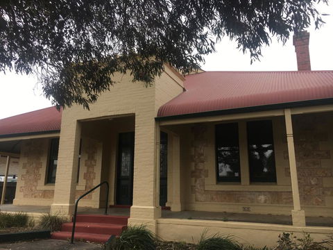 BELMONT 11 Bedroom Home In The Heart Of Victor Harbor - Accommodation NSW 1