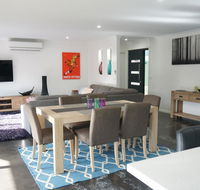 Ben's Place - modern  convenient - Accommodation NSW