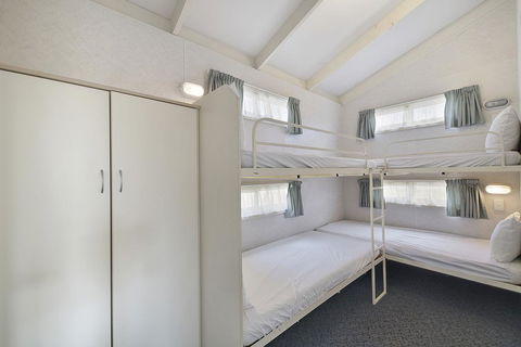Benalla Tourist Park - Accommodation NSW 2