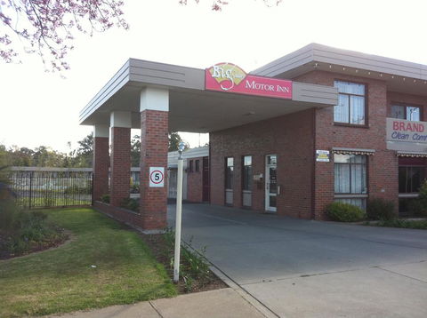 Big Valley Lakeside Paradise Motor Inn - Accommodation NSW 0