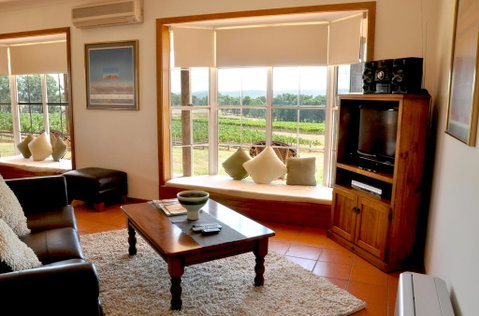 Bimbadgen - Accommodation NSW 2