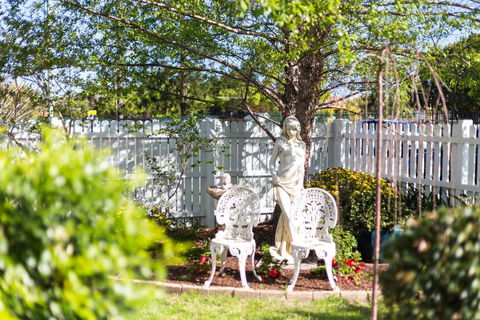BIRCHES B&B - Accommodation NSW 2