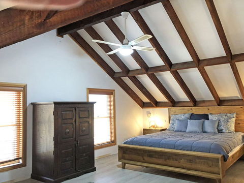Birubi Beach House' 14 Campbell Avenue - Fantastic House And Close To The Surf Beach - Accommodation NSW 1